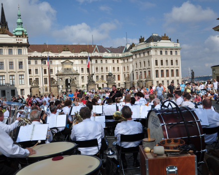 Concertreizen voor HaFaBra en symfonische orkesten