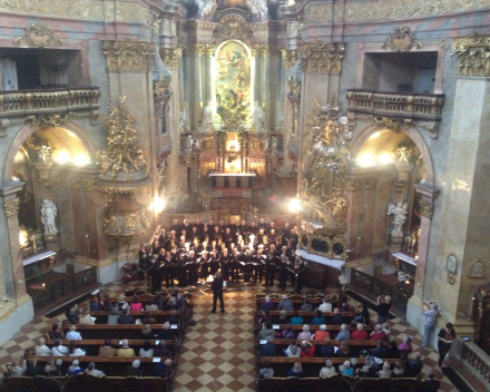 Koorreis Wenen, concert in de Stiftkirche 