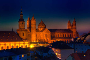 [Grootste Romaanse kerk ter wereld, de Dom van Speyer]